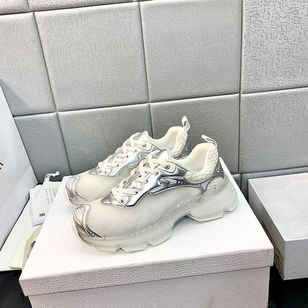D10r VIBE SNEAKER