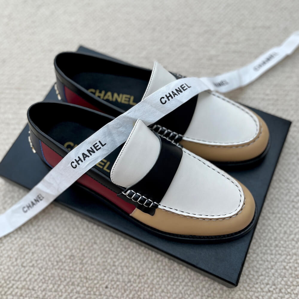 Ch**el Loafer