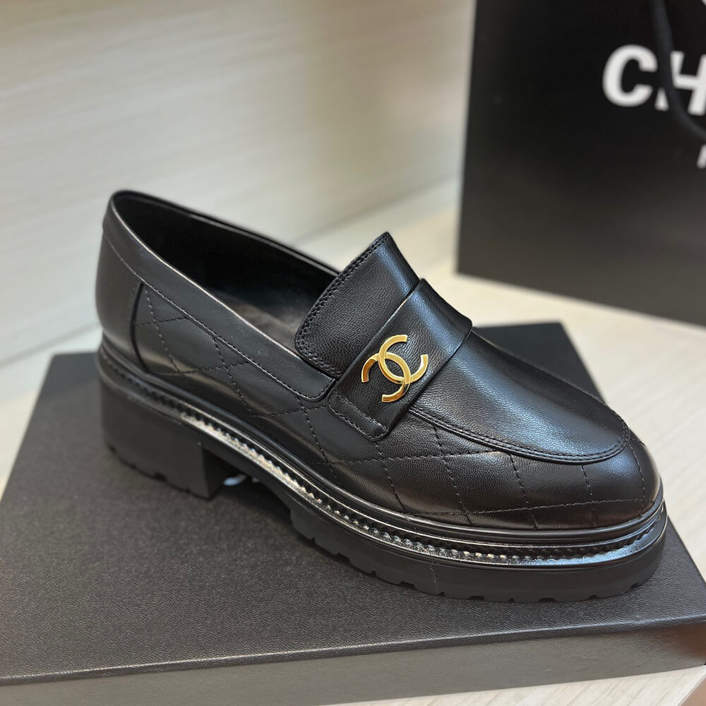Ch**el Loafer
