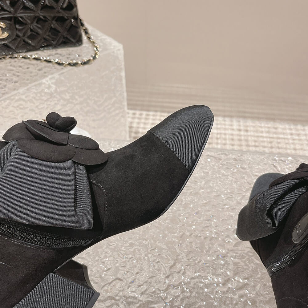 Ch**el SHORT BOOTS
