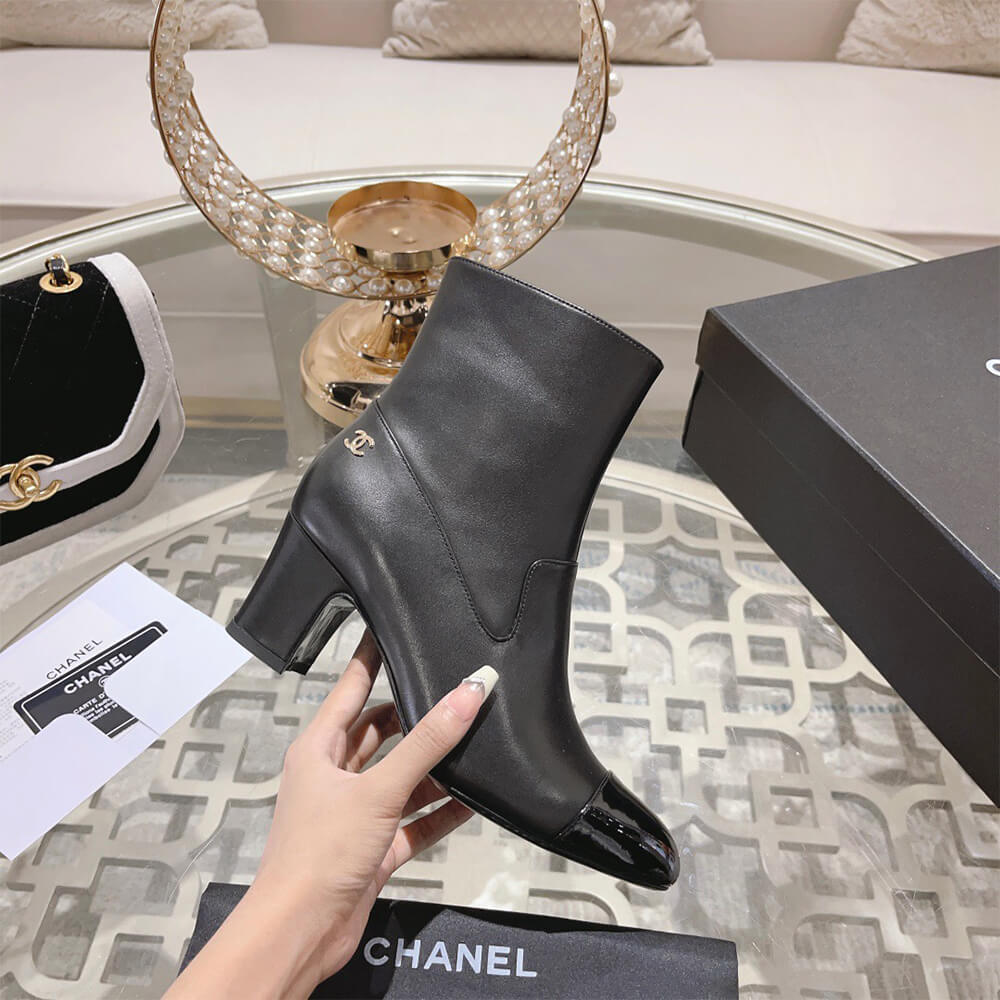 Ch**el SHORT BOOTS