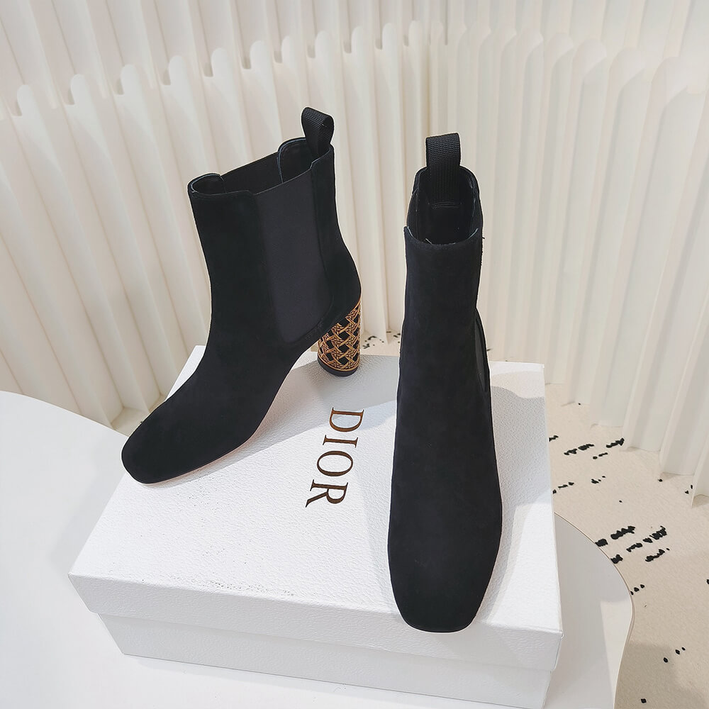 D10r Icon Heeled Ankle Boot