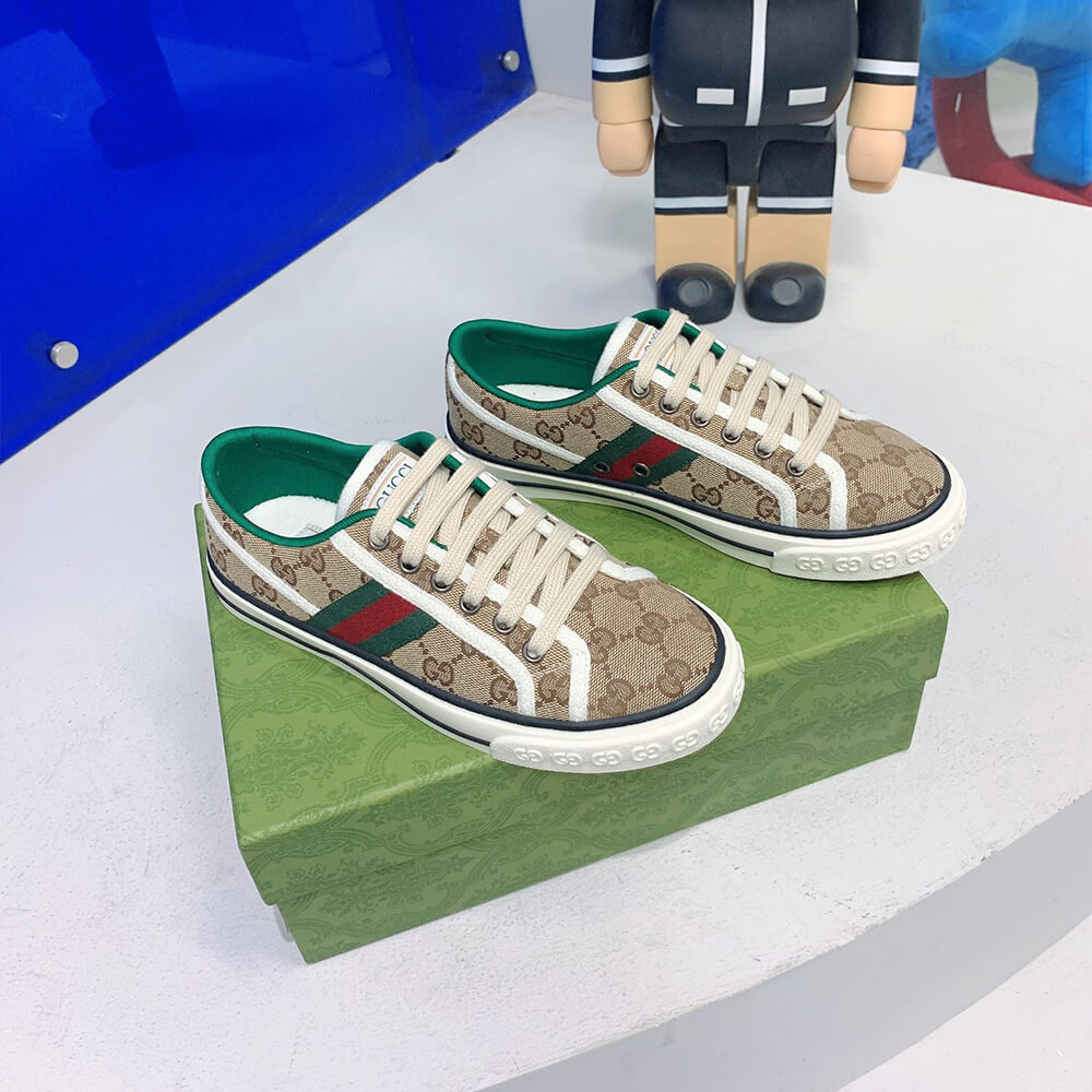 Gvc*1 Women’s Gvc*1 Tennis 1977 sneaker