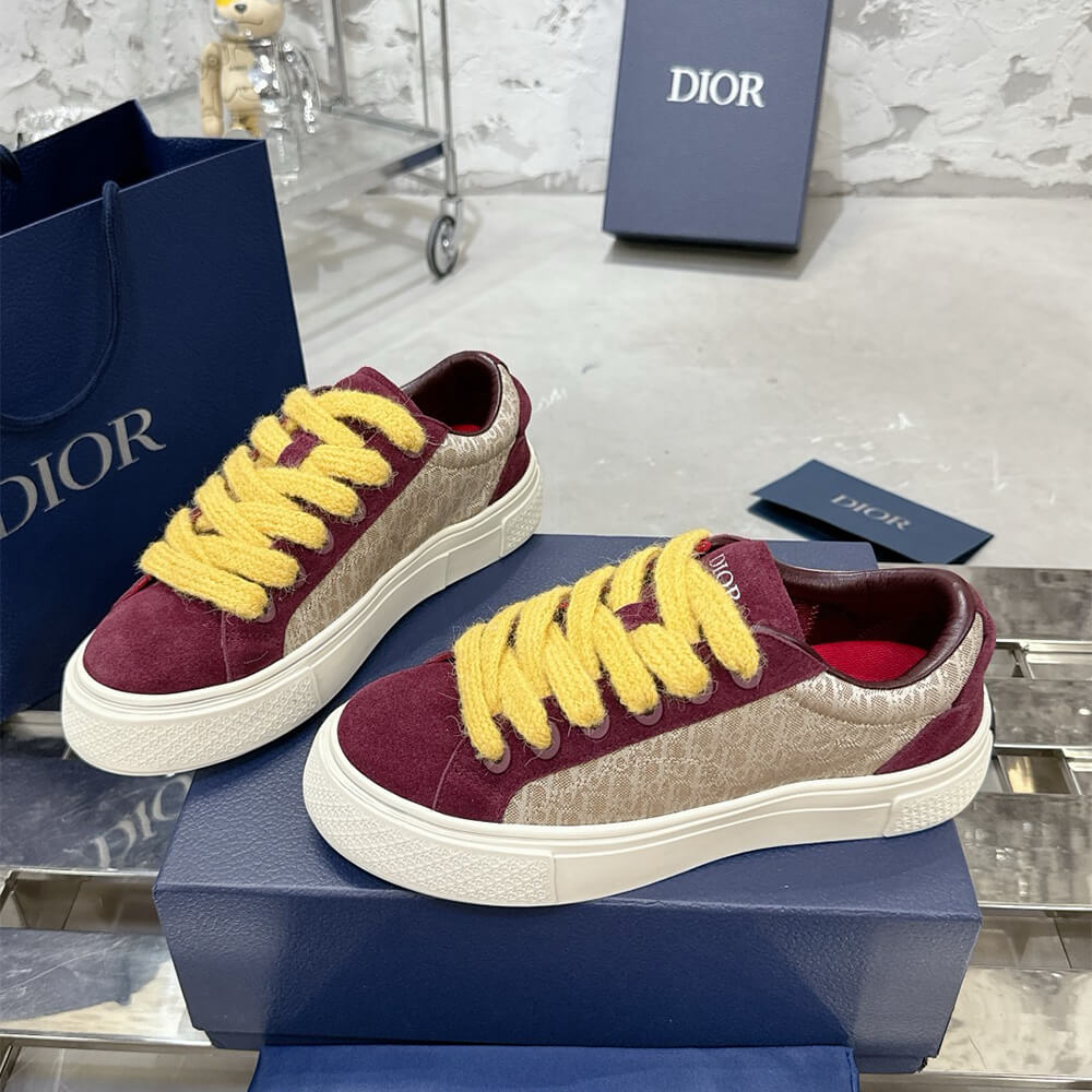 D10r B33 Sneaker