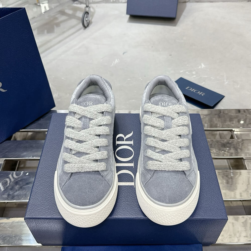 D10r B33 Sneaker