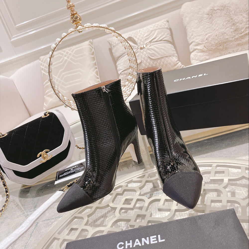 Ch**el ANKLE BOOT