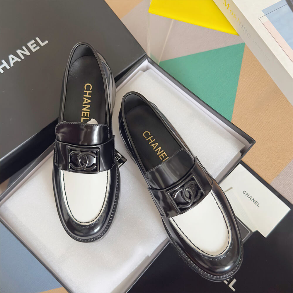 Ch**el WOMEN LOAFER