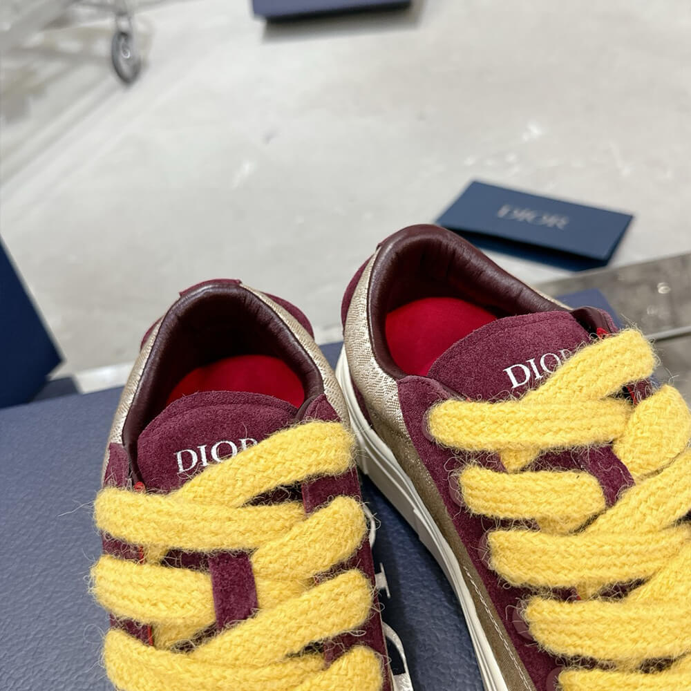 D10r B33 Sneaker