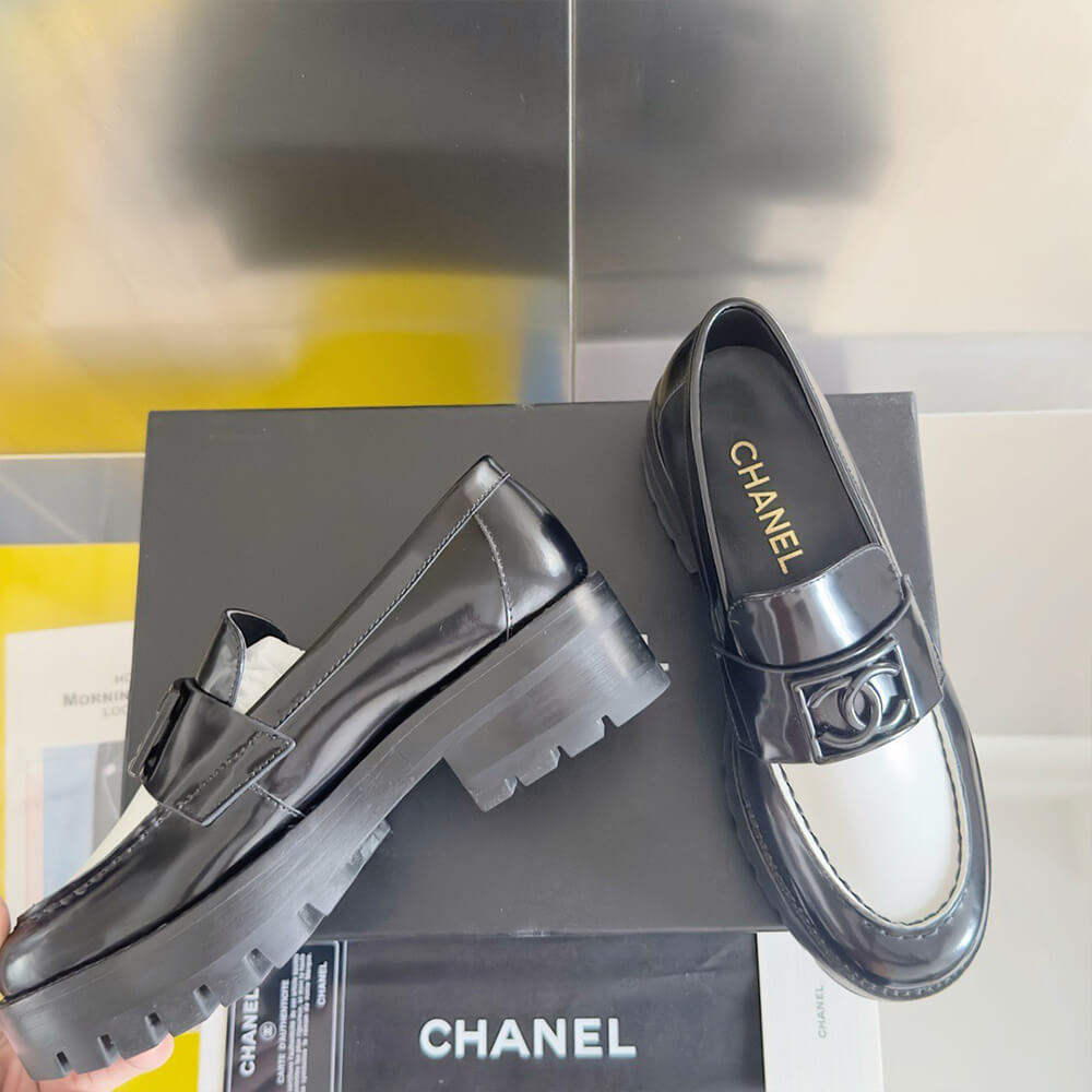 Ch**el WOMEN LOAFER