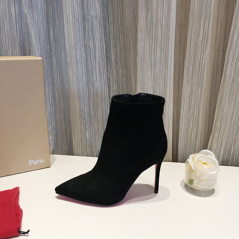 Chr1st1an Louboutin So Kate Booty (100 mm)
