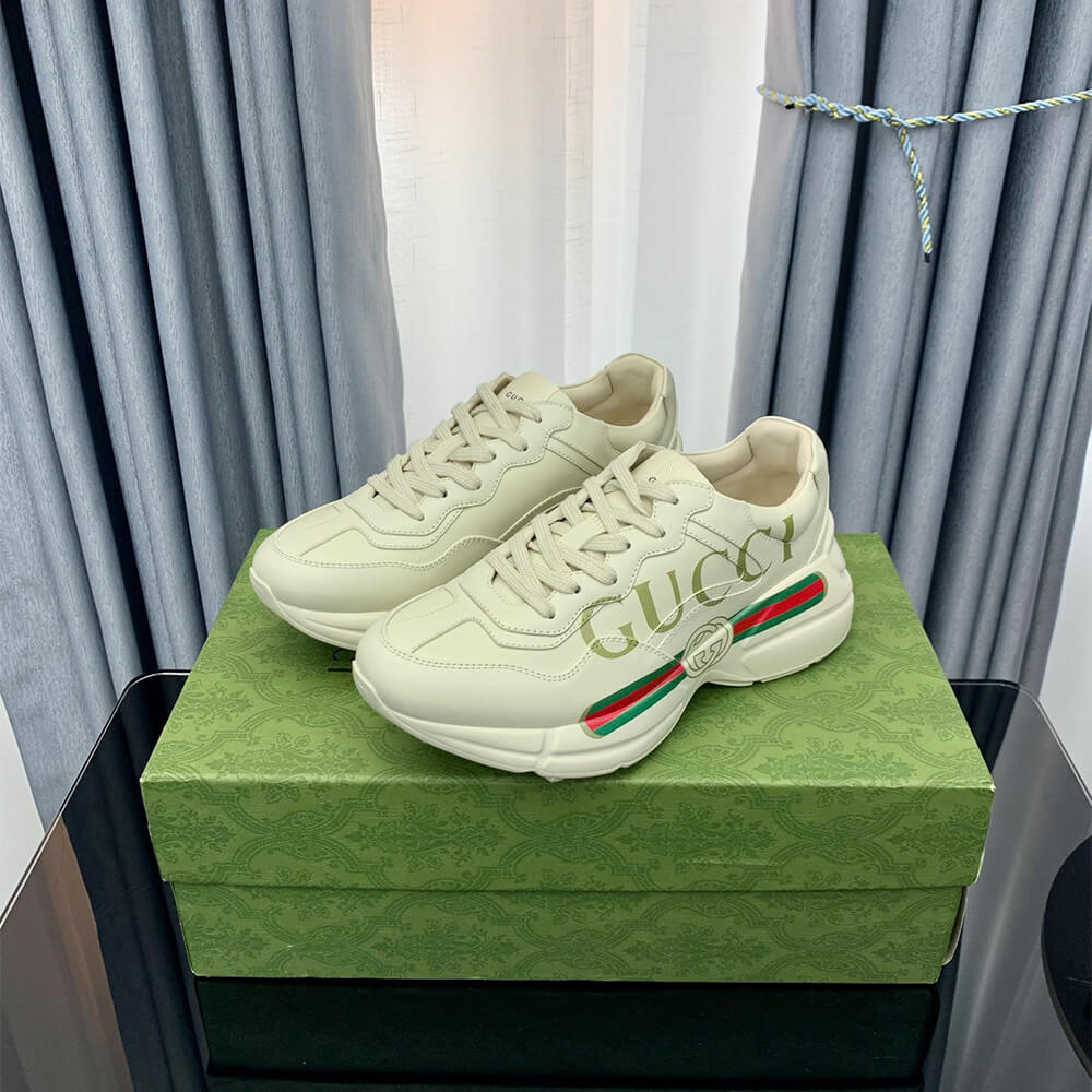 Rhyton sneaker with Gvc*1 logo