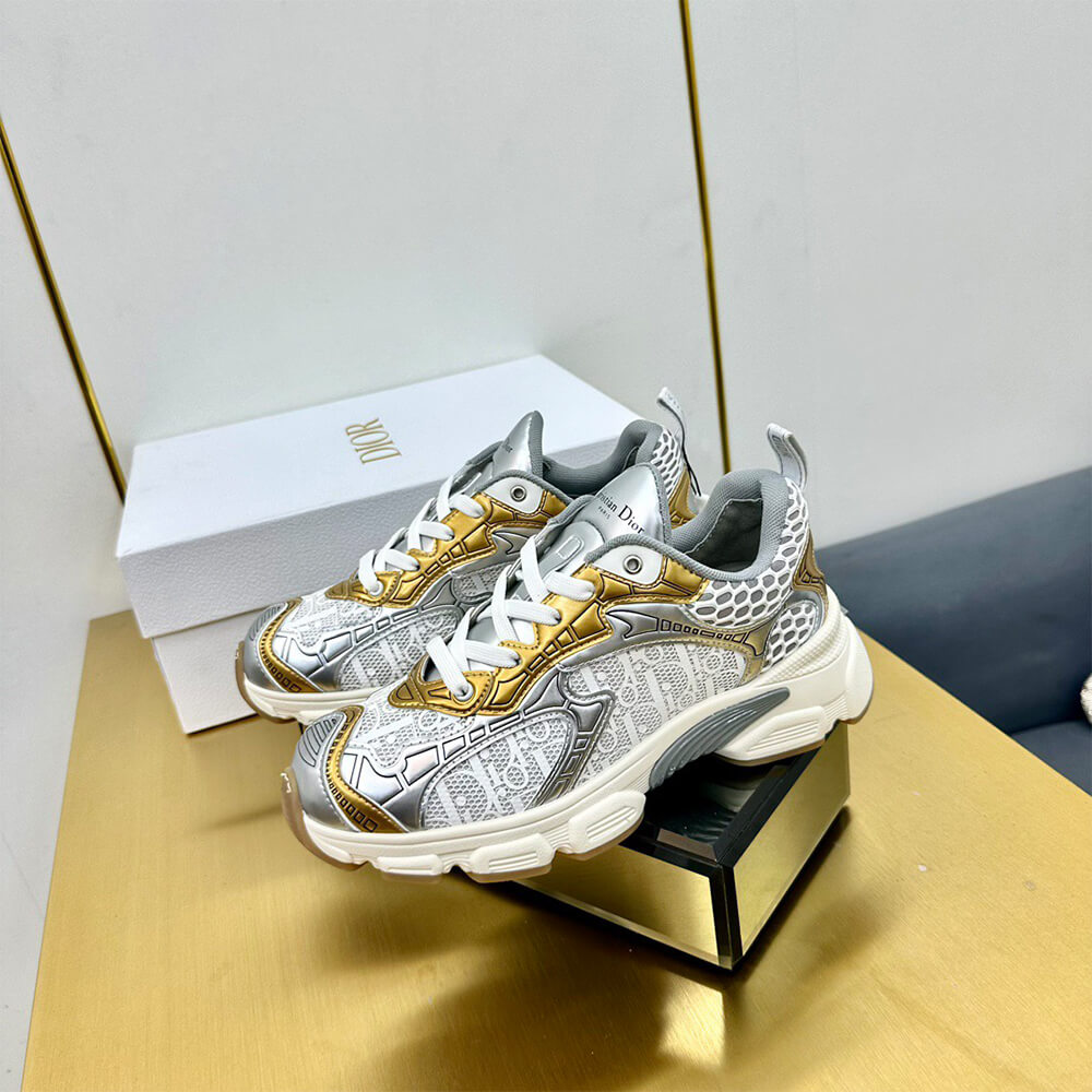 Chr1st1an D10r Vibe Sneaker