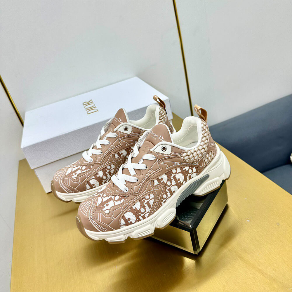 Chr1st1an D10r Vibe Sneaker
