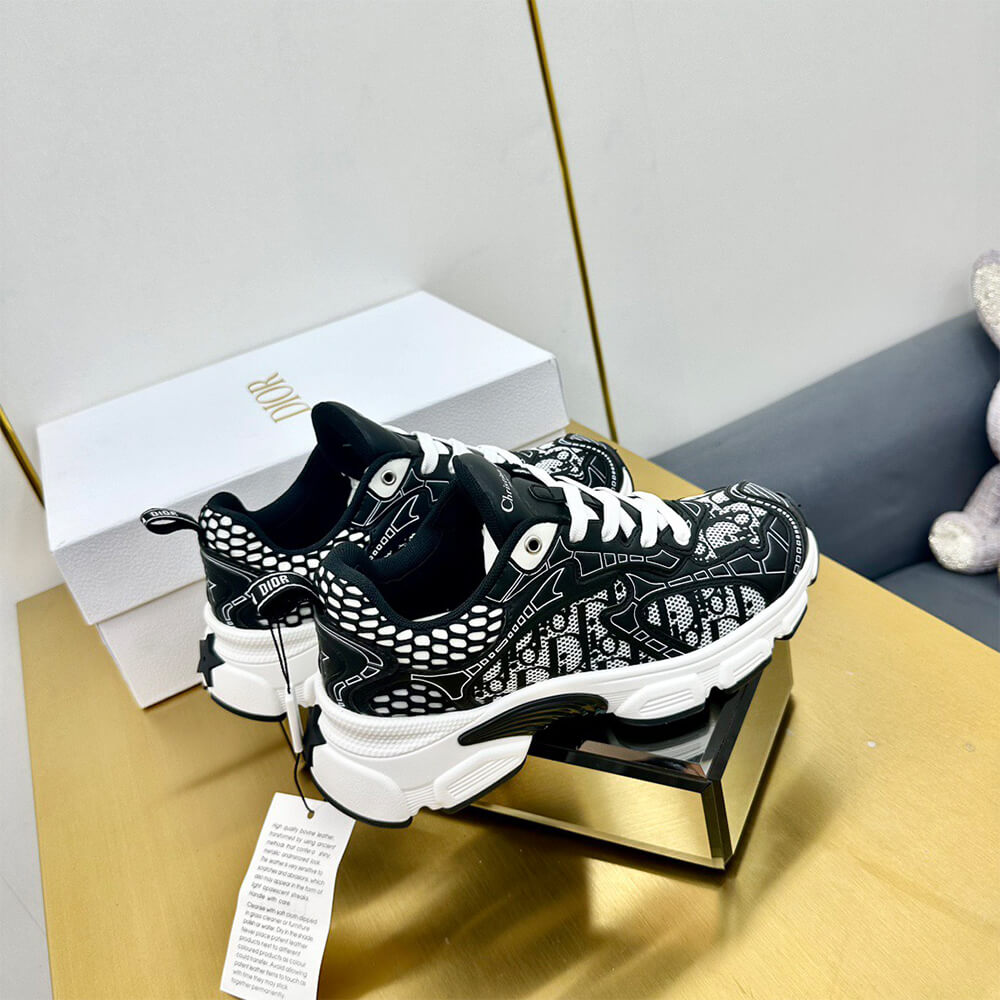 Chr1st1an D10r Vibe Sneaker