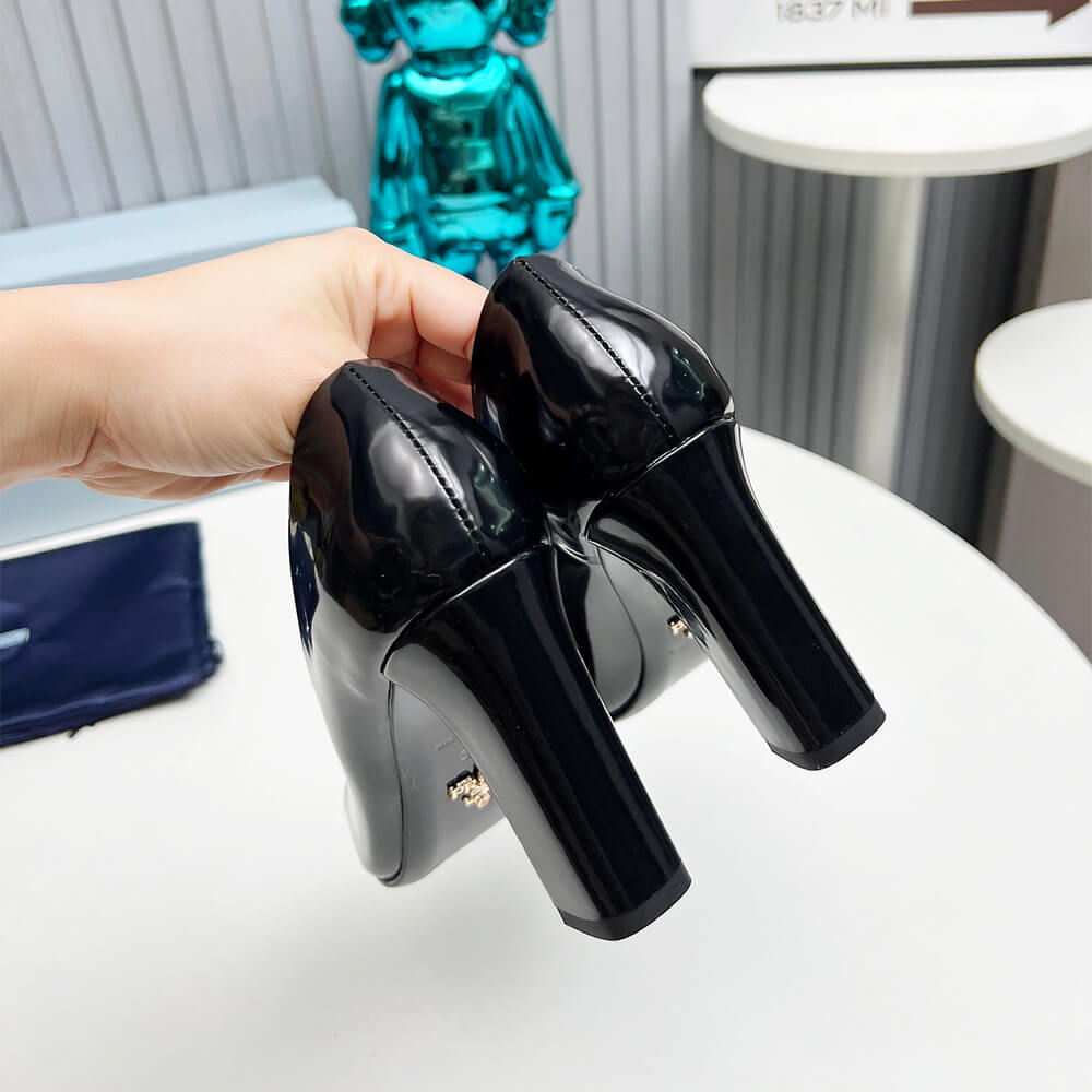 Pra*a Patent Leather Pumps 85mm
