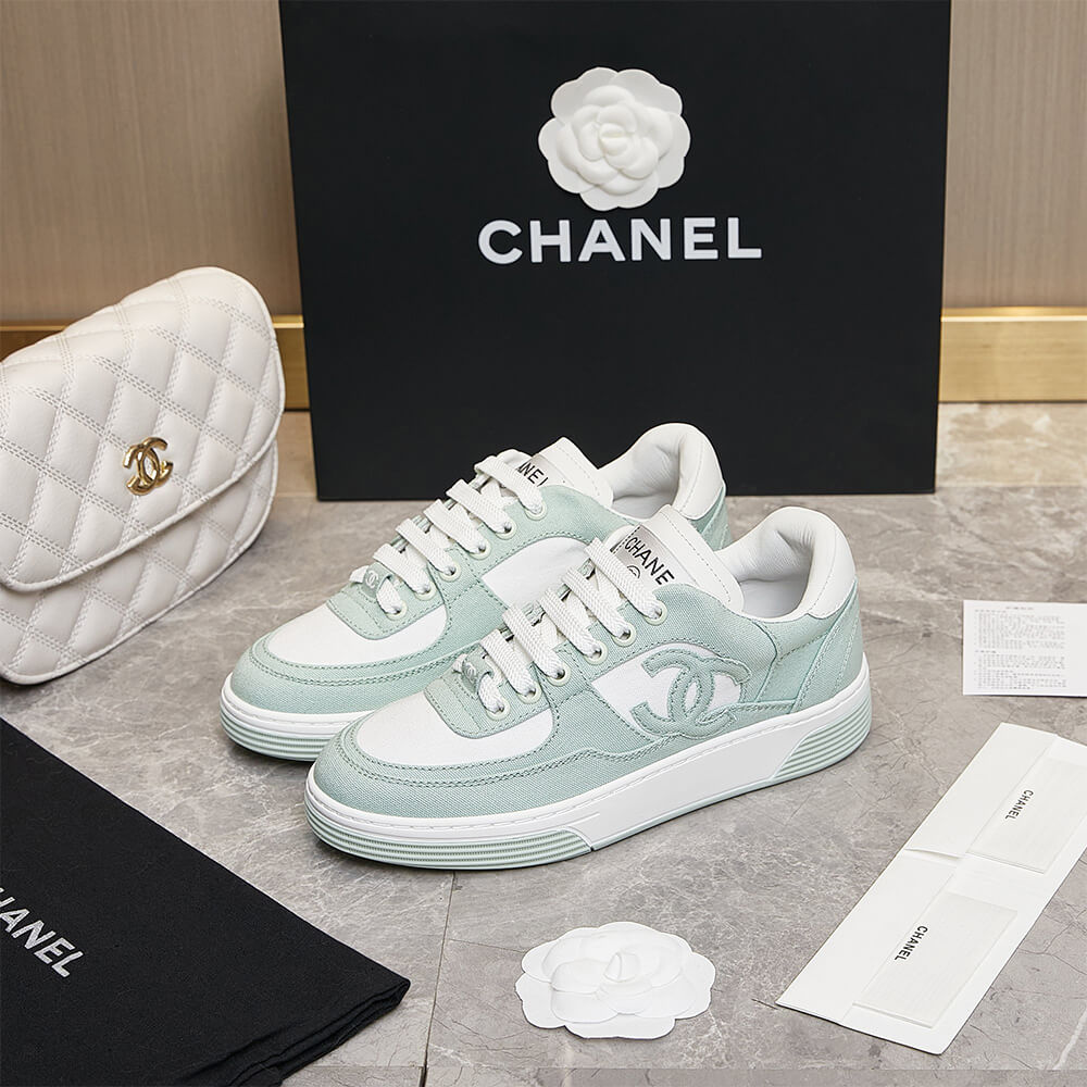 Ch**el Trainers