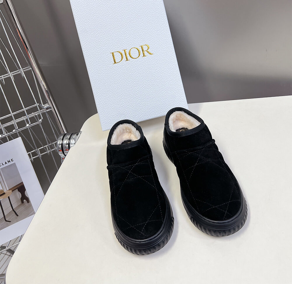 D10r Frost Ankle Boot