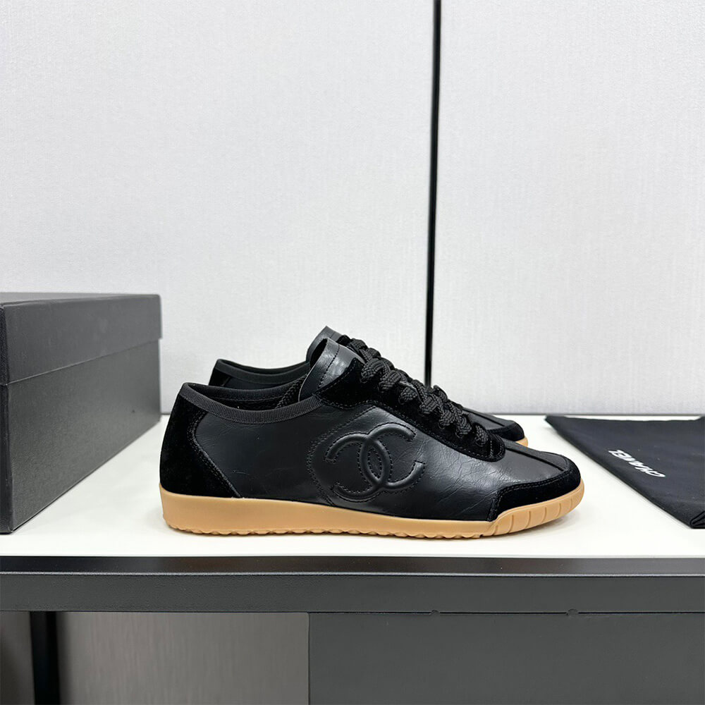 Ch**el Trainers