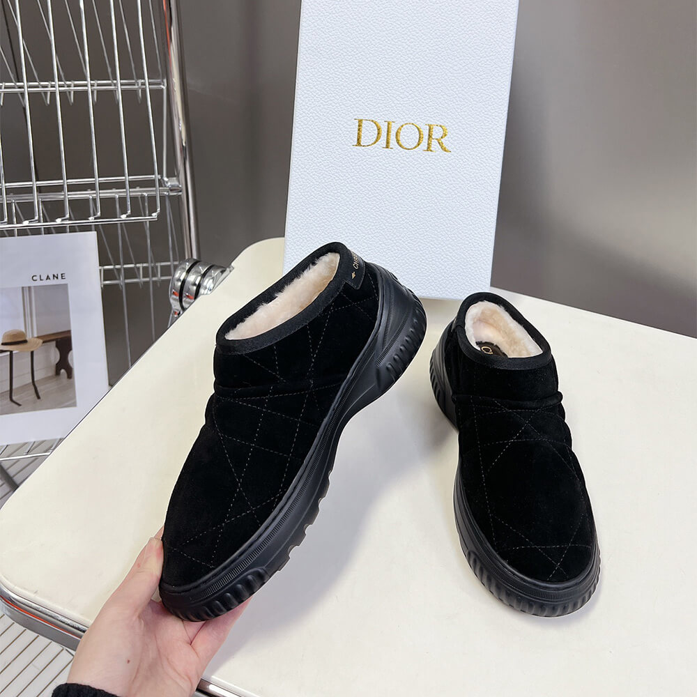 D10r Frost Ankle Boot