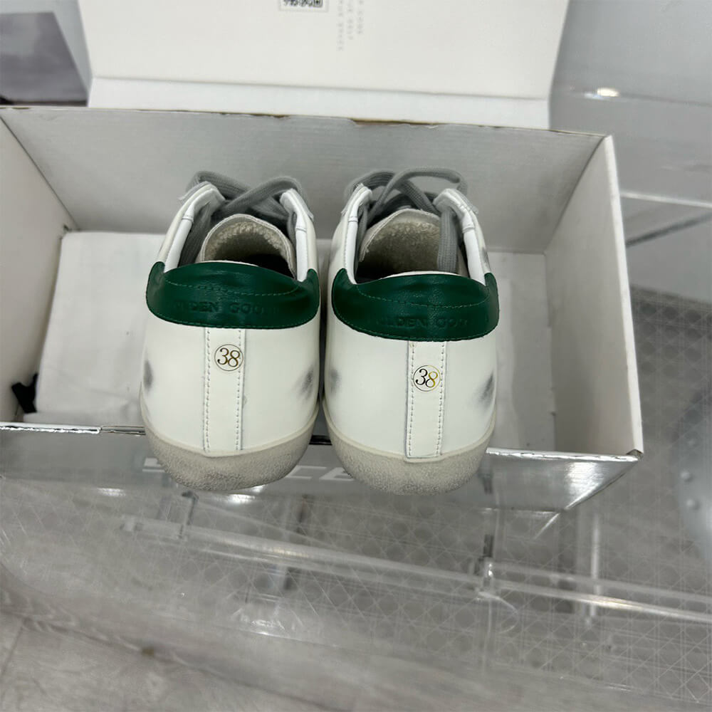 Golden Goose Sneakers