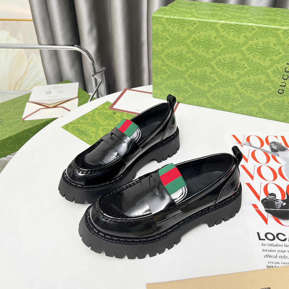 Gvc*1 Women’s loafer with Web