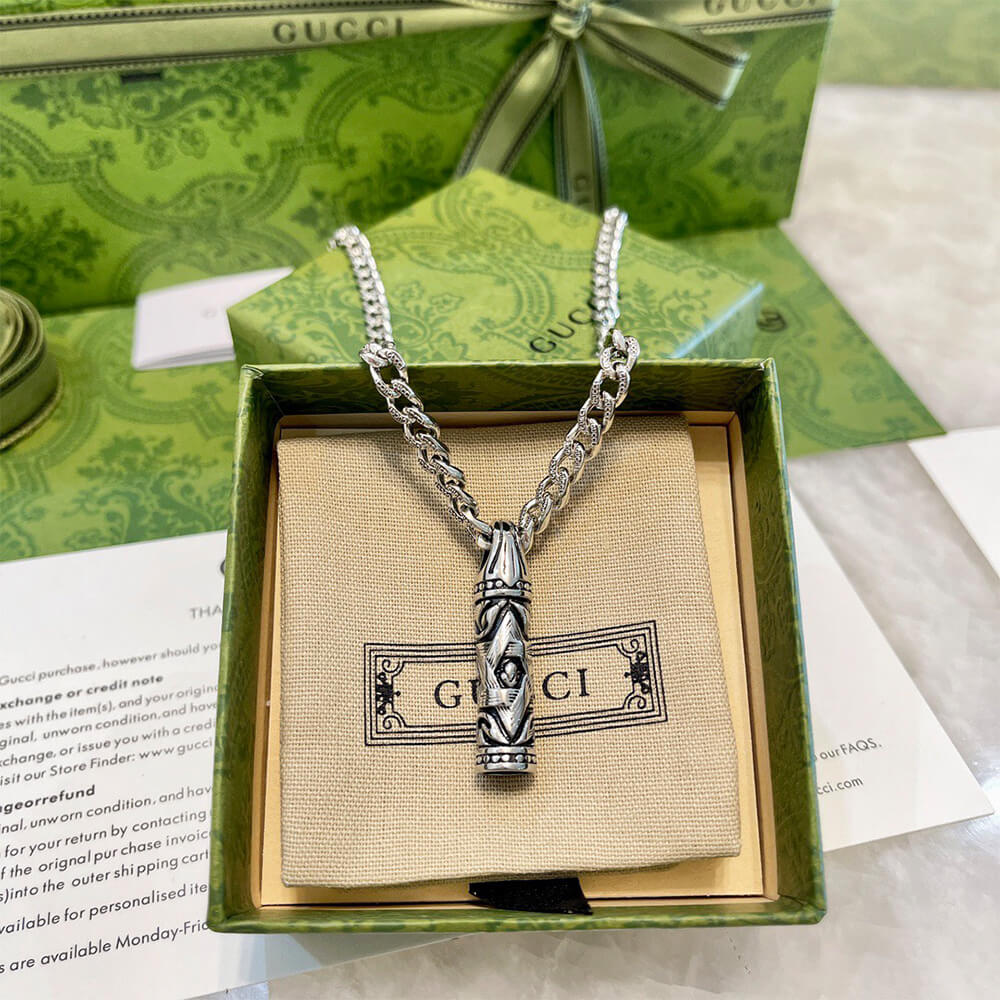 Gvc*1 NECKLACE