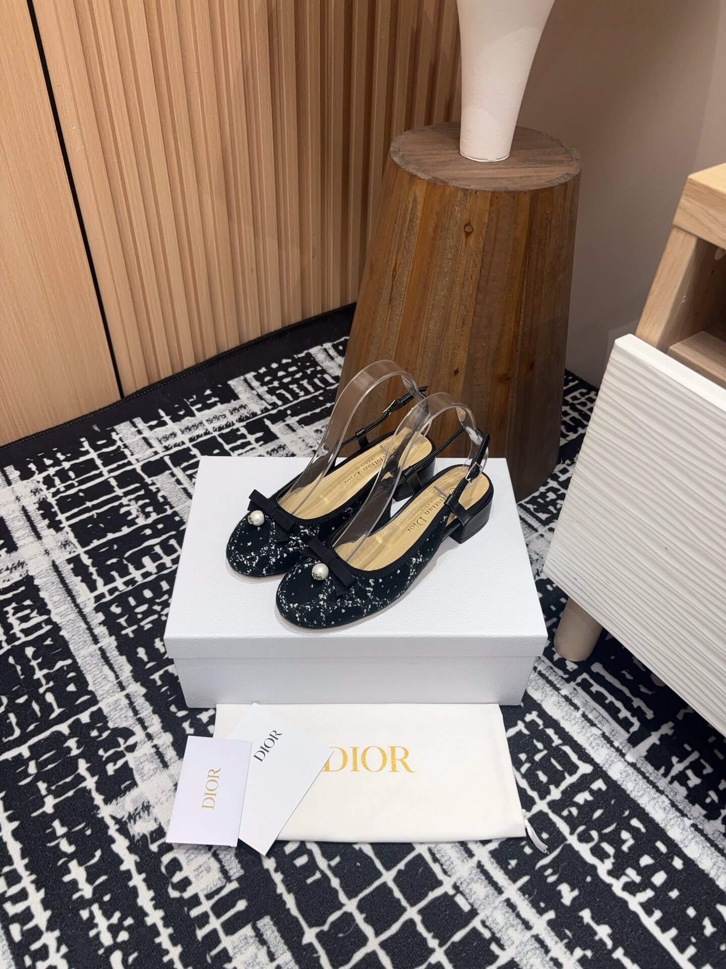 D10r Ballet Slingback Pump