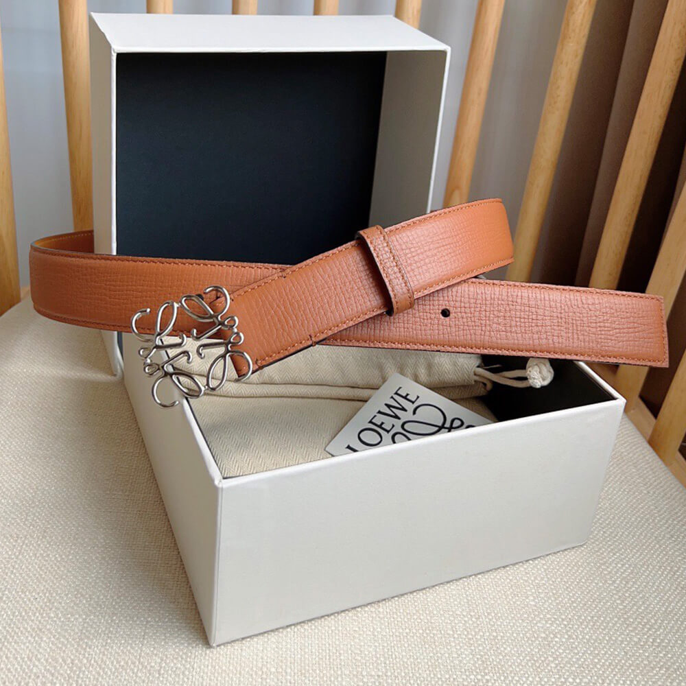 L0ew* Anagram belt in pebble grain calfskin 32mm