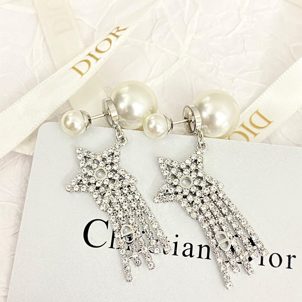D10r PEARL EARRINGS