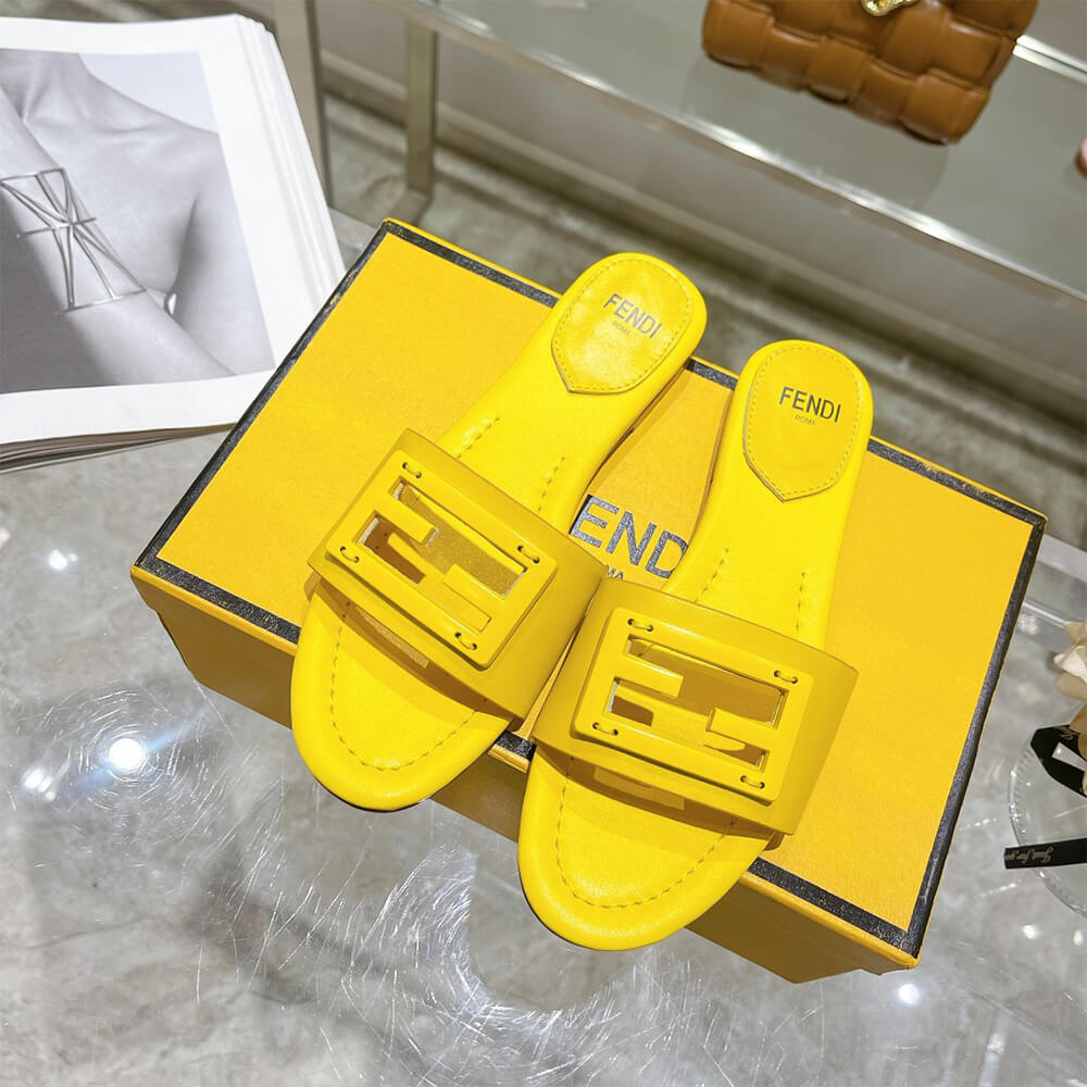 F**di Baguette Slides
