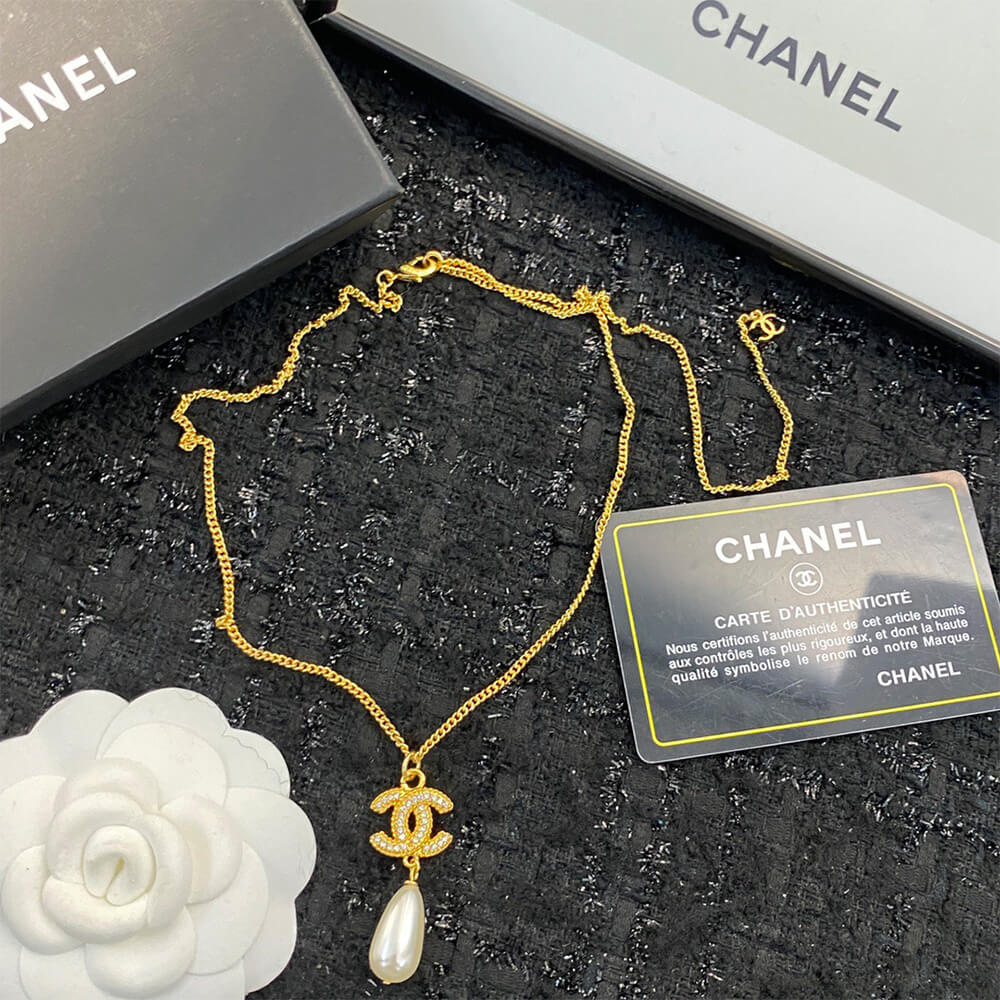 Ch**el NECKLACE