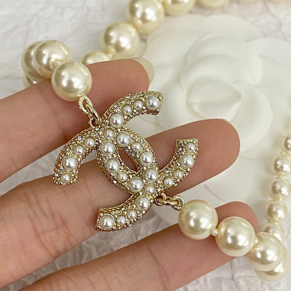 Ch**el PEARL NECKLACE