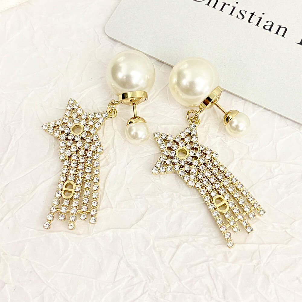 D10r PEARL EARRINGS