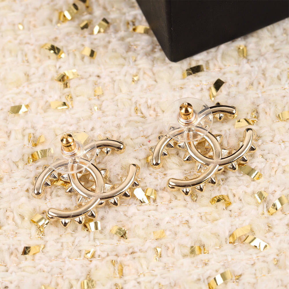Ch**el D1am0nd EARRINGS