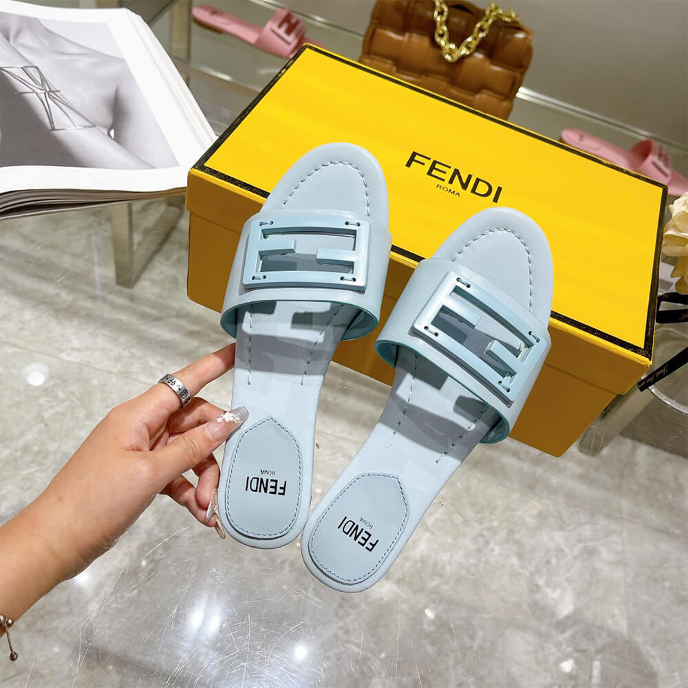 F**di Baguette Slides