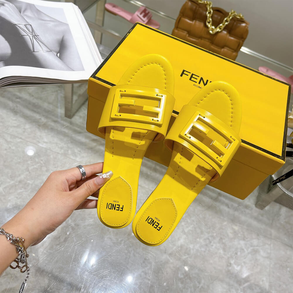 F**di Baguette Slides