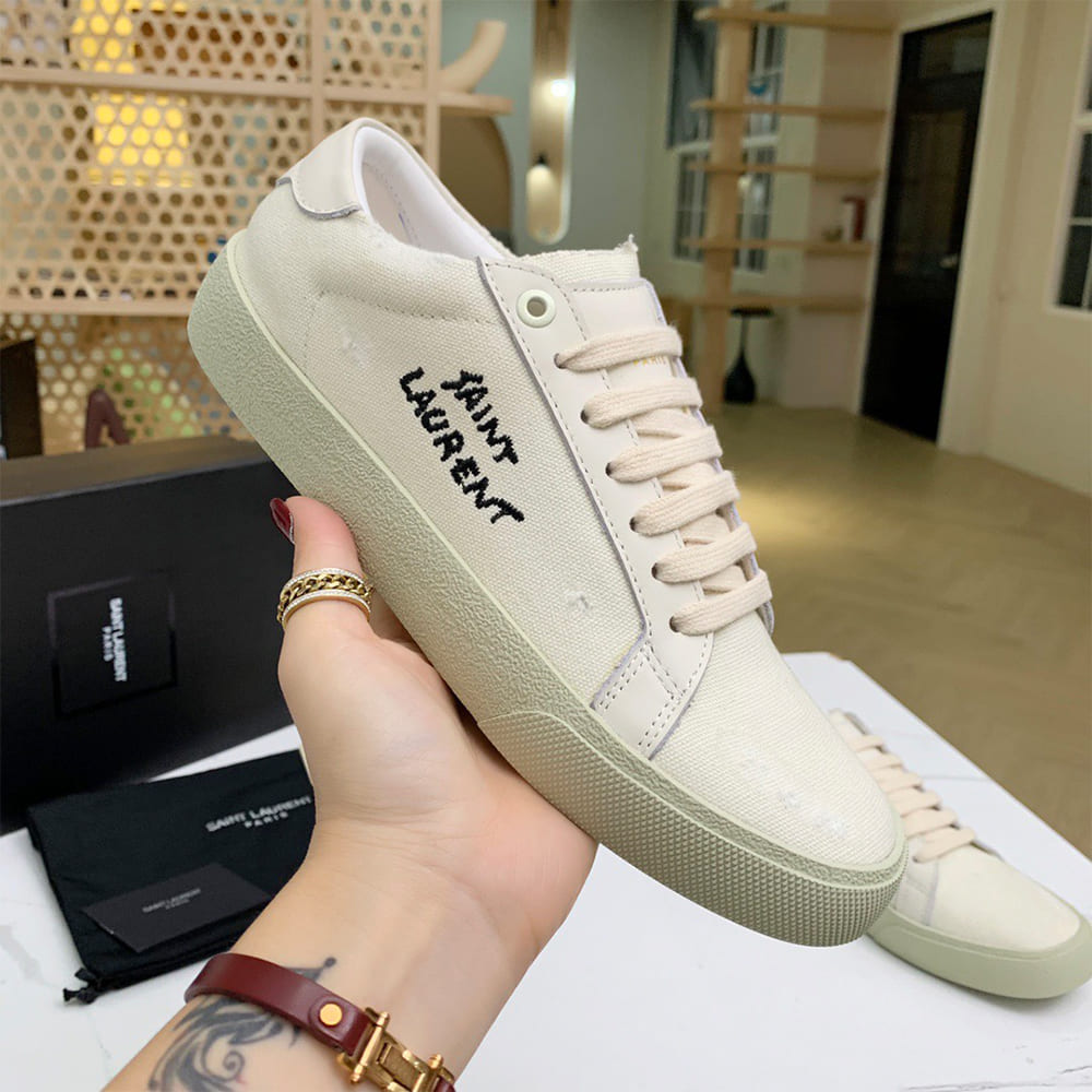 Y51 Court Classic Sneaker
