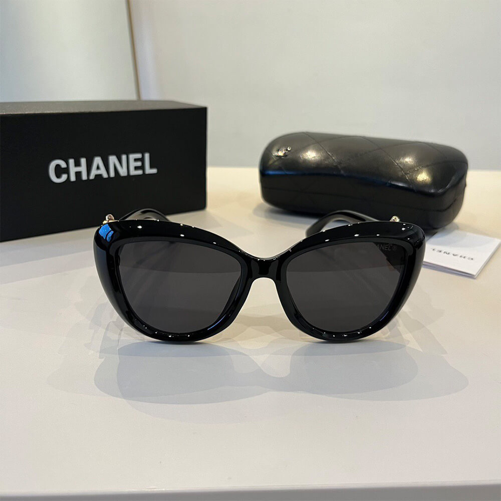 Ch**el SUNGLASSES