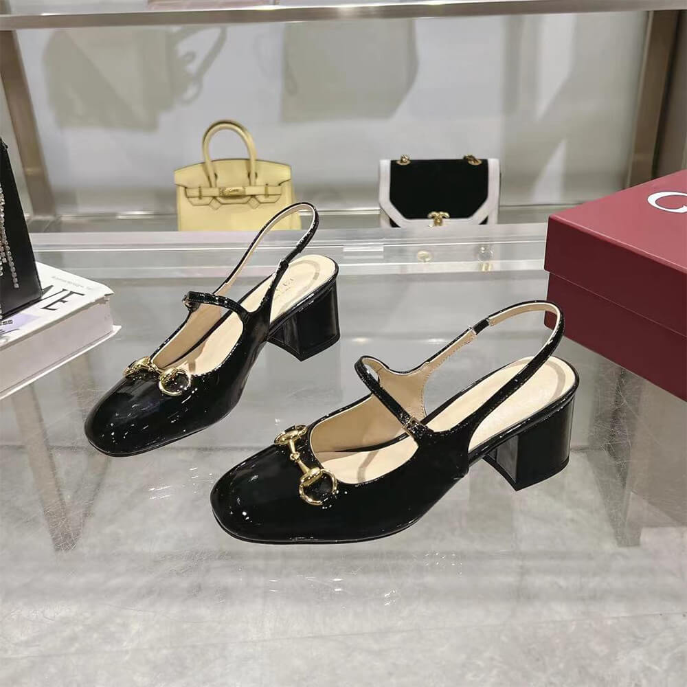 Gvc*1 Women’s Horsebit pump