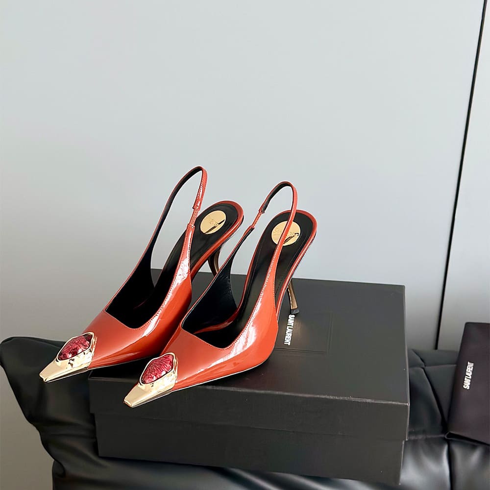 Y51 Loulou Slingback Pumps in Patent Leather