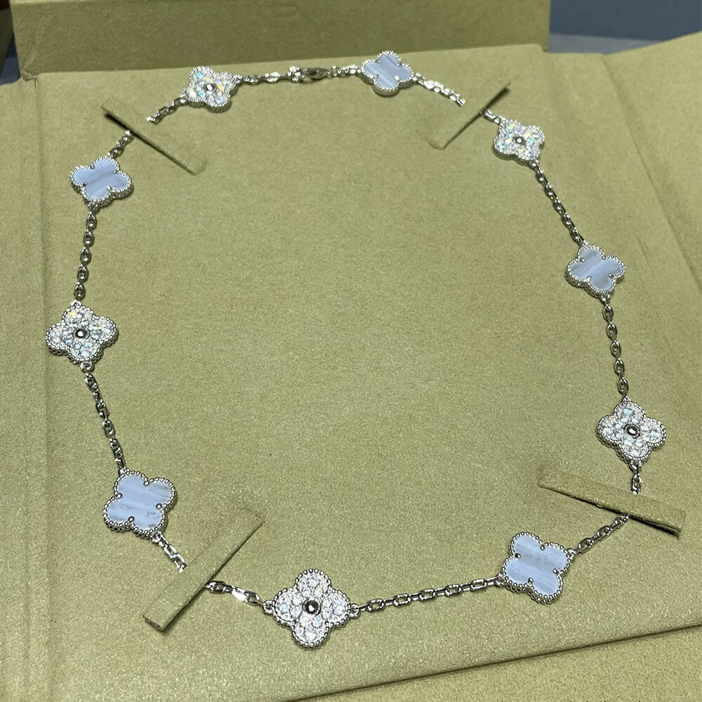 V*n Cl**f & Arpels Necklace