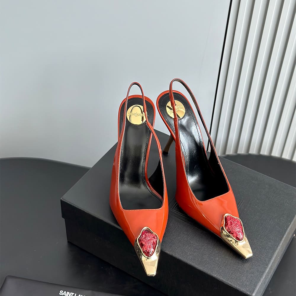Y51 Loulou Slingback Pumps in Patent Leather