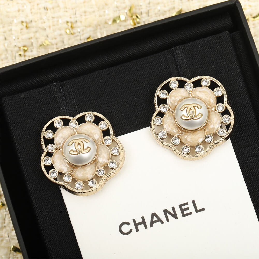 Ch**el D1am0nd EARRINGS