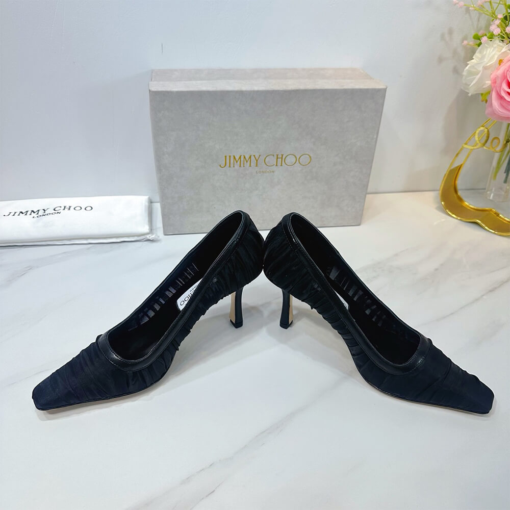 J1m*y Ch00 Pumps 85