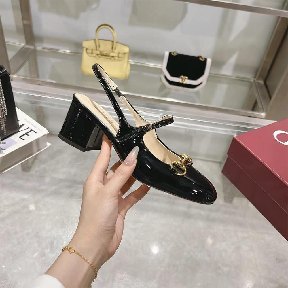 Gvc*1 Women’s Horsebit pump