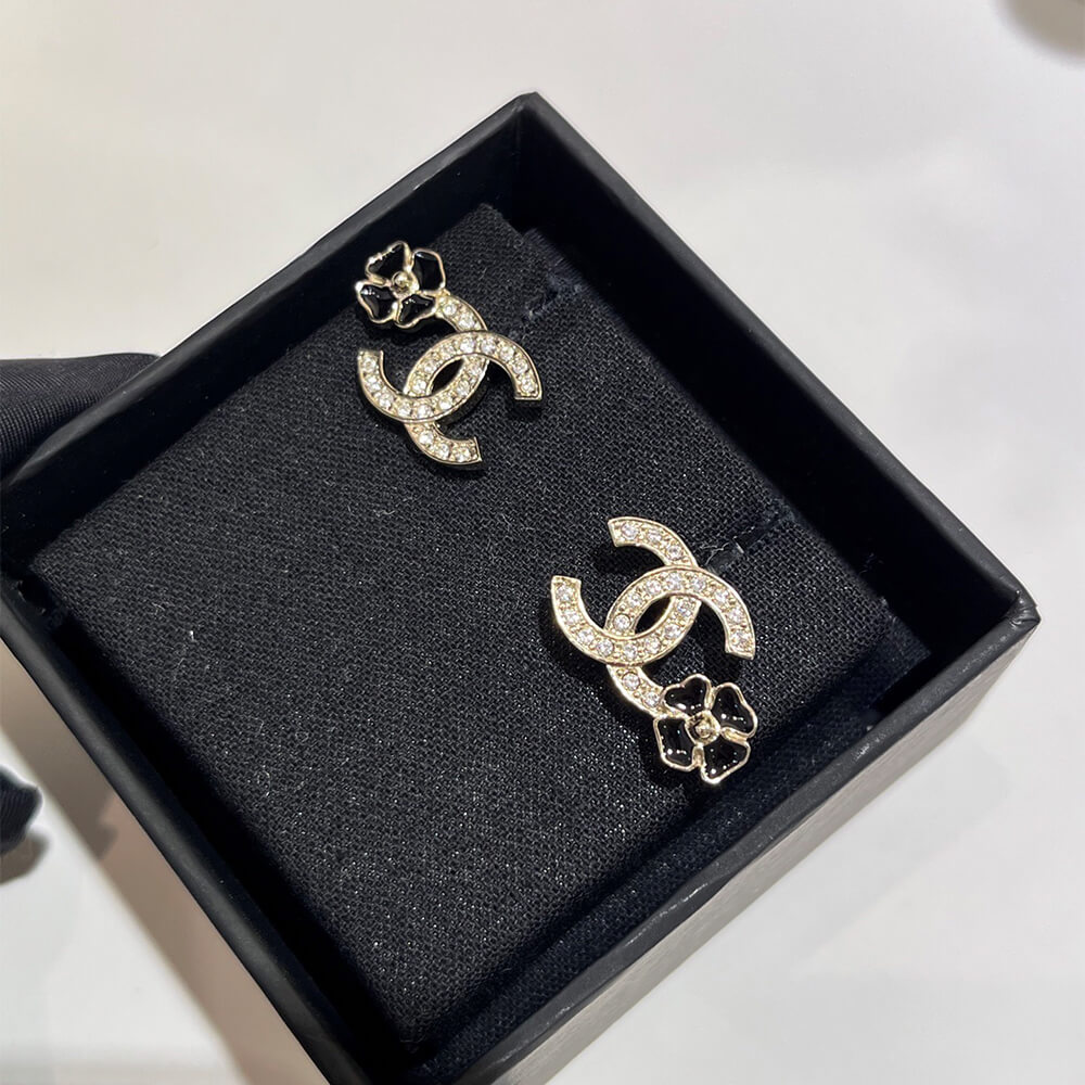 Ch**el D1am0nd EARRINGS