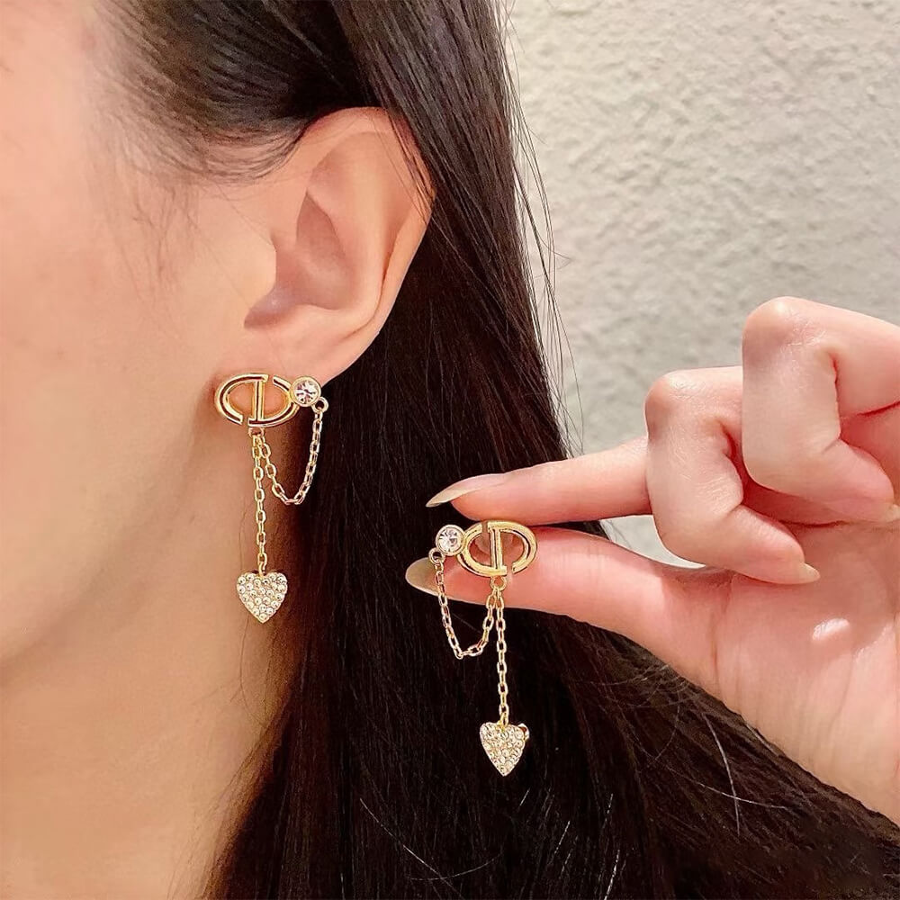 D10r EARRINGS