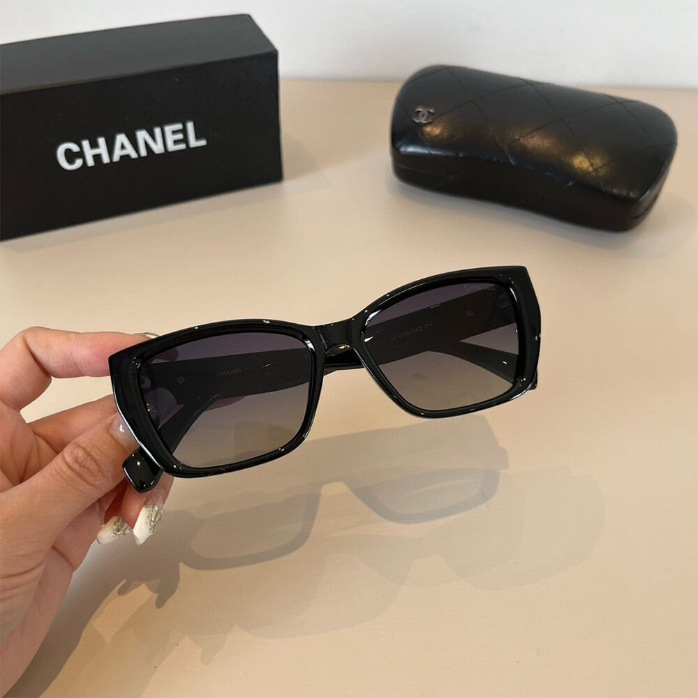 Ch**el SUNGLASSES