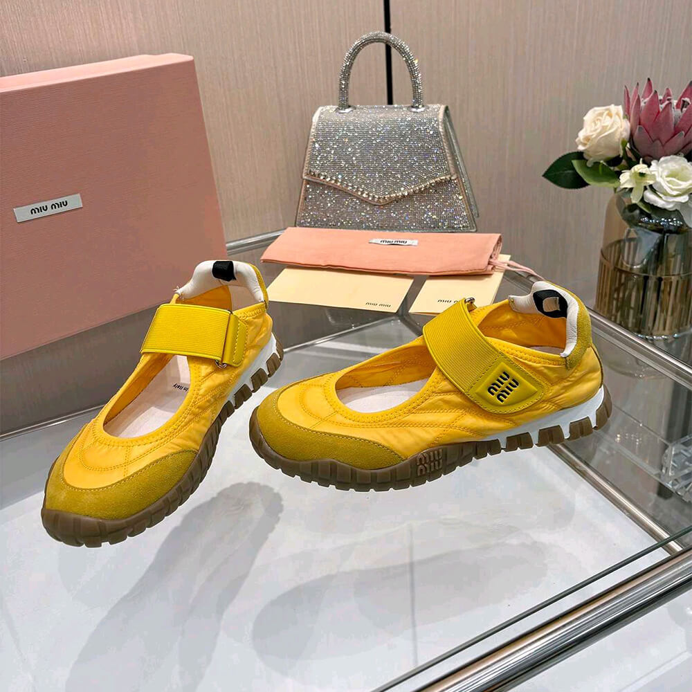 M1um1u ballet flats