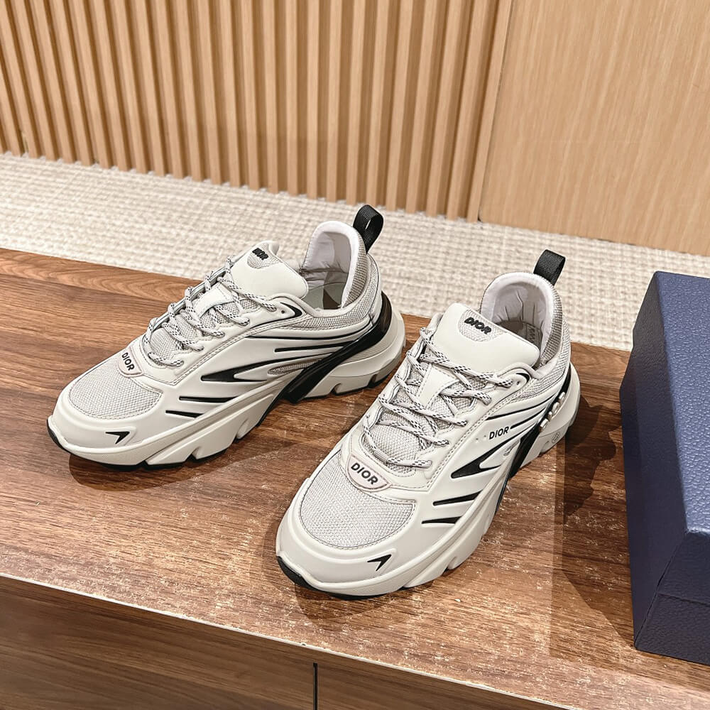 D10r  B44 Blade Sneaker